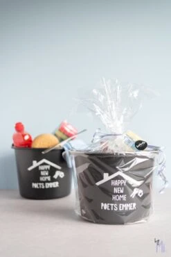 ByMi| Poetsemmer Happy New Home | Cadeautje Huis |Housewarming |Nieuwe Woning | Gepersonaliseerd -HG Schoonmaak Verkoop 801x1200